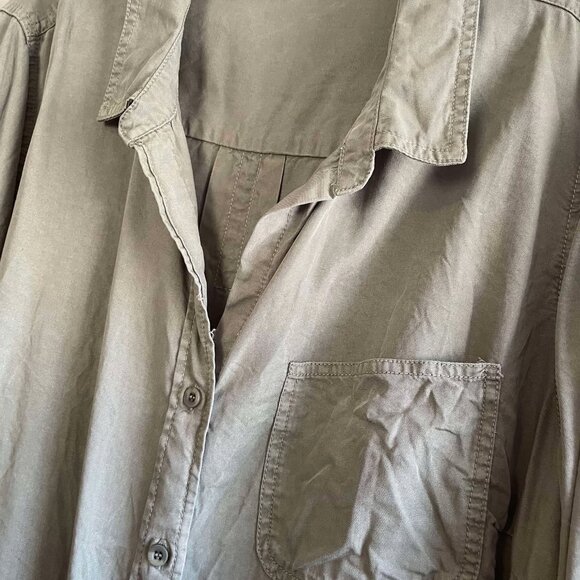 Plus Button Up 3/4 Roll Up Sleeve Top - Picture 3 of 5